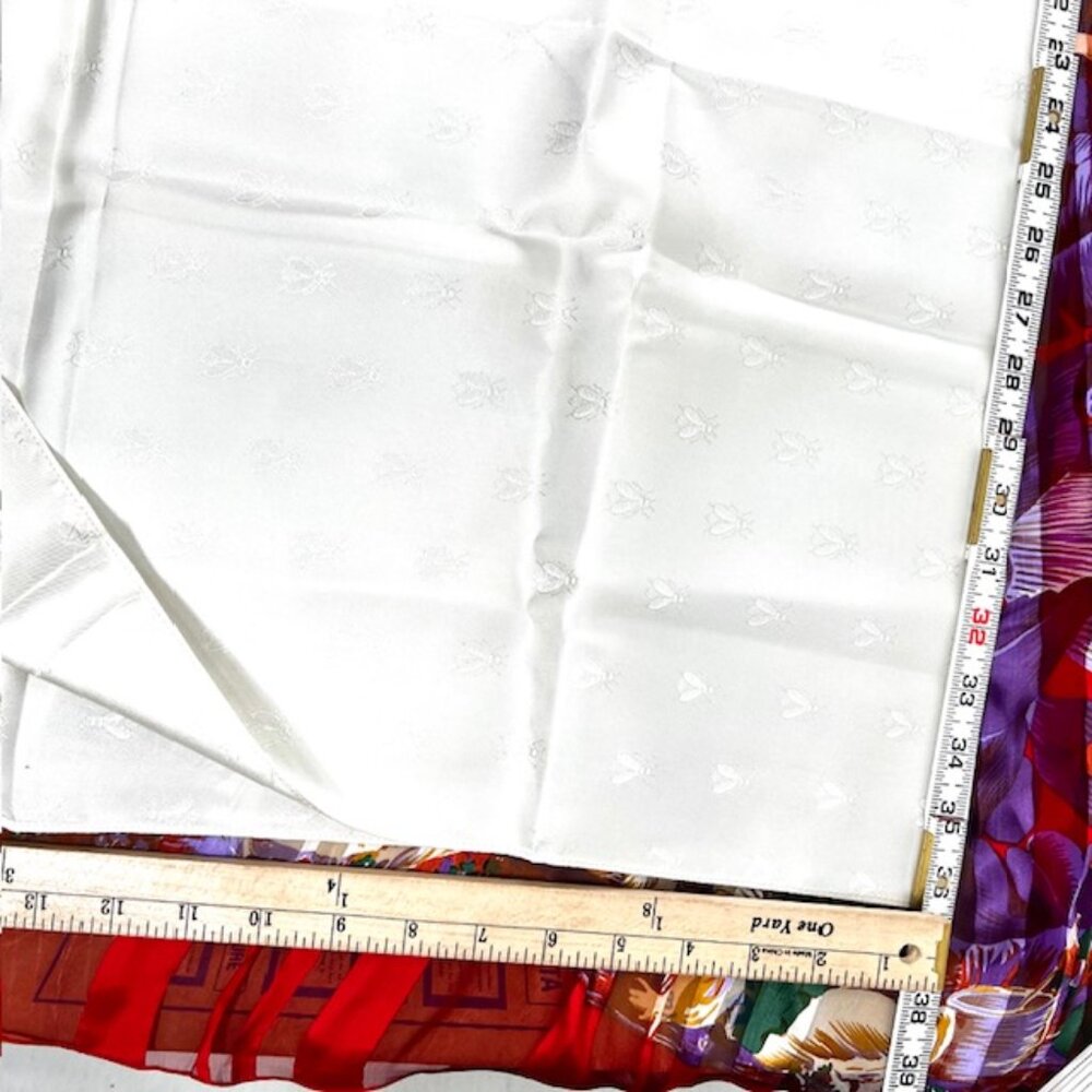 New Unbox HERMES  Stole scarf wrap 100% Silk Satin 58"x36" Ivery Bees FringW/C/A - Picture 10 of 15